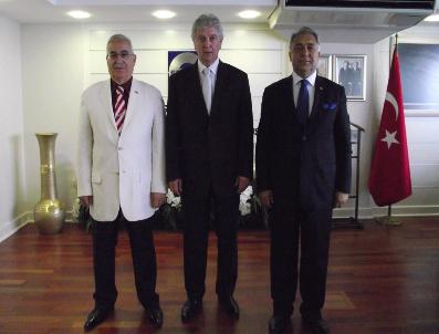 İLHAN İŞBILEN - Ak Partili Vekil Adayı İşbilen İş Adamları İle Biraraya Geldi