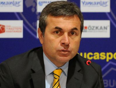 UĞUR BORAL - Aykut Kocaman'dan Fenerbahçe Yönetimi'ne mesaj