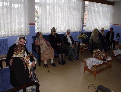 Bayan Bayraktar’Dan Huzurevi Ve Çocuk Yuvası’Na Ziyaret