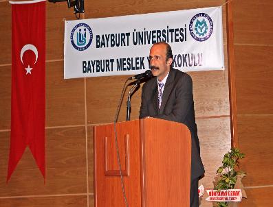 Bayburt Üniversitesi Öğrencilerinden Şiir Ziyafeti