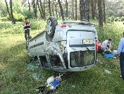 Takla Atan Otomobilde 5 Kişi Yaralandı