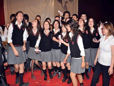 AYDıN MEMÜK - Anadolu Lisesi‘nden Görkemli Mezuniyet Töreni