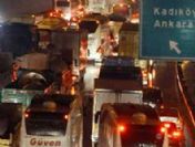 FSM Köprü'sünde tır dehşeti: 15 yaralı