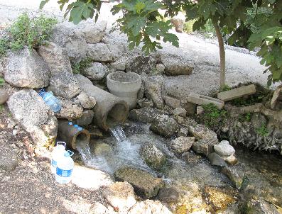 BAYRAM YıLMAZ - Kaymakamlık Uyardı: Küçükdağ‘daki Su Kaynağına İnşaat Yapılamaz