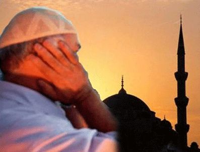 YALÇıN TOPÇU - Kürtçe Ezan'a tepki yağıyor