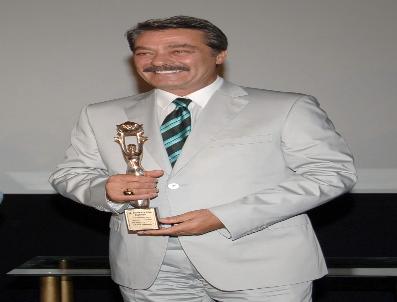 KADİR İNANIR - Altın Koza’Da ‘Onur Ödülleri’ Özgentürk, İnanır Ve Çehre’Ye Verilecek