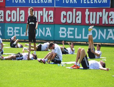 RÜŞTÜ REÇBER - Beşiktaş‘ta Yeni Sezon Hazırlıkları Sürüyor