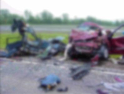 Cenazeye giderken hayatlarından oldular