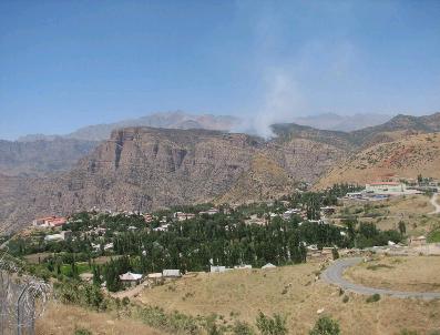 Çukurca‘da Sıcak Temas Devam Ediyor