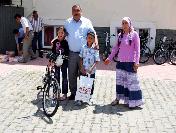 Eşme’De Tarım İlçe Müdürlüğü’Nden Başarılı Öğrencilere Bisiklet