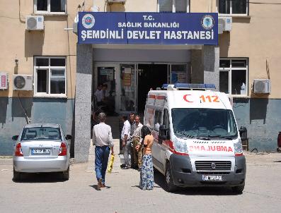 Şemdinli‘de Trafik Kazası, 4 Yaralı