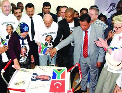 GAMBIYA - Nelson Mandela'nın doğum günü kutlandı