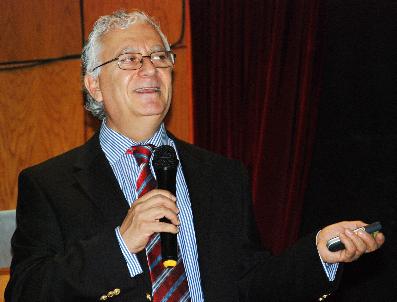 TÜRK DIL KURUMU - Prof. Dr. Akalın’Dan İsim Eleştirisi: Tescilde Türkçe, Tabelada Yabancı