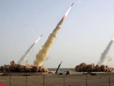 SIYONIST  - İran Savunma Komitesi Başkanı'ndan açık tehdit