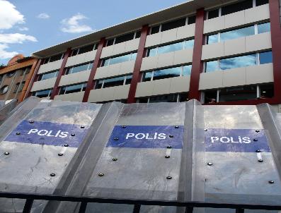 MADıMAK - Madımak Önünde Olaylar