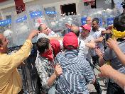 Madımak Önünde Olaylar