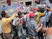 Madımak Önünde Olaylar