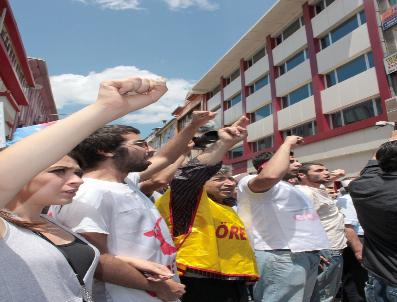 MADıMAK - Madımak Önünde Olaylar