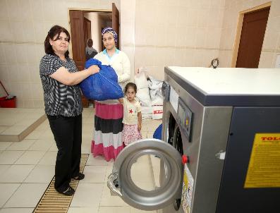 Karabağlar Belediyesi Vatandaşların 192 Ton Çamaşırını Yıkadı