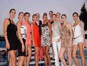 Kuşadası‘nda Evlilik Yıldönümü Defilesi