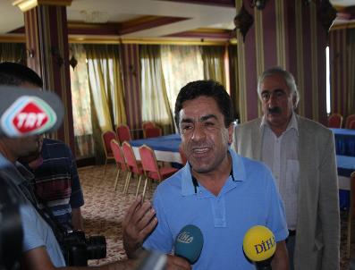 BENGI YıLDıZ - Bdp‘li Bengi Yıldız, Vergi Vermeyiz Haberine Tepki Gösterdi