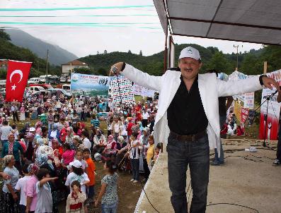 SELAHATTİN KARAAHMETOĞLU - Fındık Üreticileri Fındık Festivaliyle Eğlendi