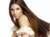 Tuğba'nın albüm stresini midesi kaldırmadı