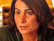 Aysel Tuğluk Kürtler'den özür diledi