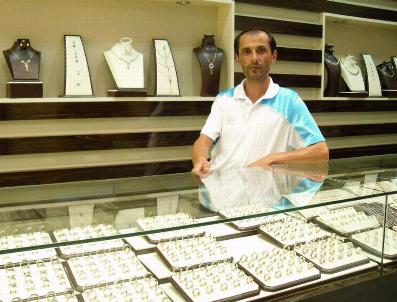 Altın Bir Yılda Yüzde 50 Prim Yaptı, Düğünler Ertelendi