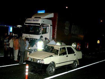 Tır Otomobile Çarptı: 1 Yaralı