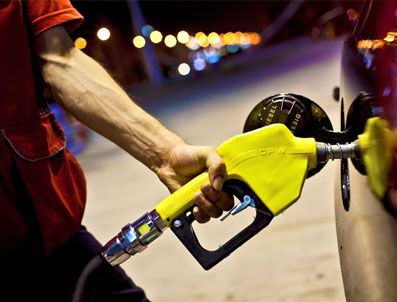 Benzin fiyatları her an uçabilir