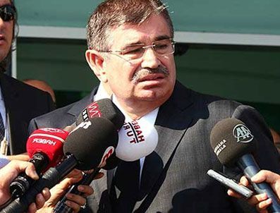 DOLAPDERE - Binbaşı ve üsteğmenin görev yeri değiştirildi