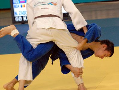 Türkiye ilk altın madalyasını judodan aldı