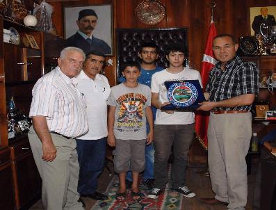 Arnavutluk Matemetik Birincisi Ceyhan’Da