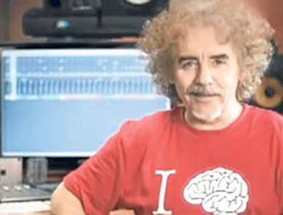 DERYA KÖROĞLU - Devlet okulu reklam verir mi?