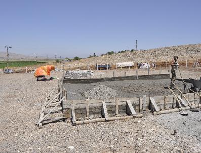 MUSTAFA SARıKAYA - Pazarcık‘ta Tarım İşcileri İçin Barınaklar Yapılıyor