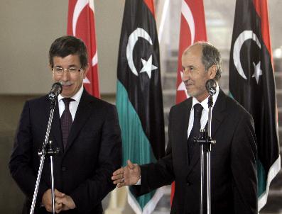 ÖMER MUHTAR - Dışişleri Bakanı Davutoğlu Bingazi'de