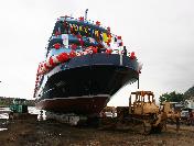 450 Kişi Kapasiteli Yüzen Lokanta Denize İndirildi