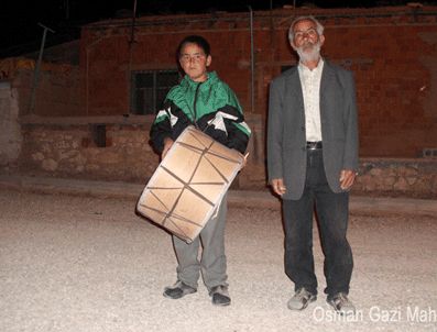 Ramazan davulcuları ilk mesailerini yaptı