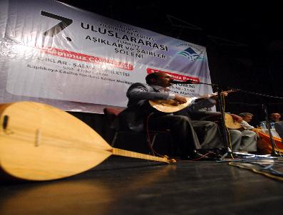 ÖZGEN KESKIN - 7. Uluslararası Aşıklar Ve Şairler Şölenine Muhteşem Final