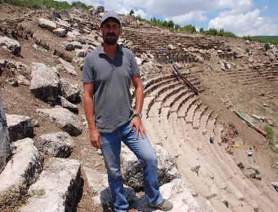Kibyra‘da 10 Bin Kişilik Antik Tiyatro Gün Işığına Çıkarıldı