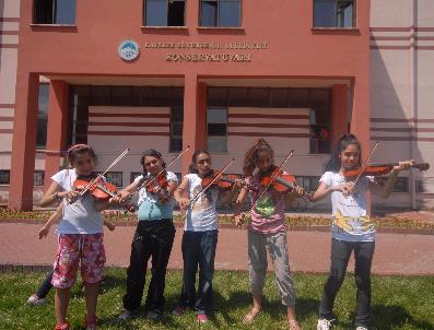 Kurslara Öğrencilerin İlgisi Yoğun Oldu