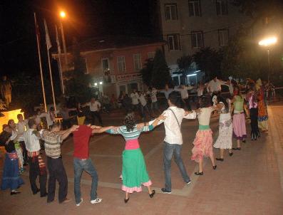KAYAPA - Nilüfer‘de Halk Dansları Rüzgarı