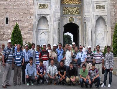 MEHMET GENÇ - Of Kaymakamı Sonel’Den İmam Hatip Lisesi Öğretmen Ve Öğrencilerine Gezi Ödülü