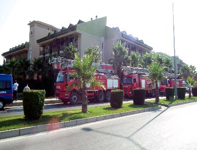 EVRENSEKI - Manavgat‘ta 4 Yıldızlı Otelde Yangın