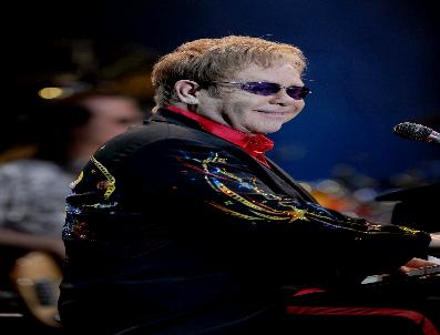 ROLLING STONES - Müziğin Şövalyesi Elton John İstanbul‘u Salladı