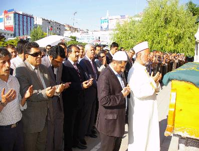 RECAI AKYEL - Sayıştay Başkanı Recai Akyel‘in Acı Günü