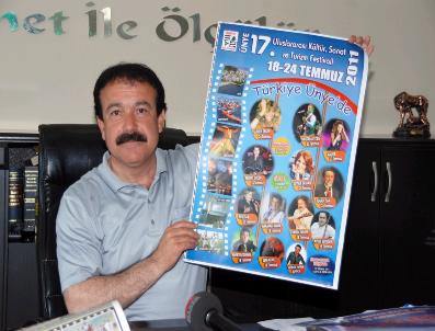 FERHAT GÖÇER - Ünye‘de 7 Gün 7 Gece Festival