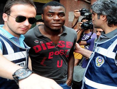 İSTANBUL EMNİYETİ - Emenike'nin transfer senetlerine el konuldu