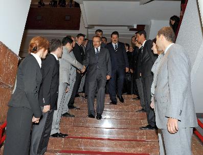 Faruk Çelik, Görevi Ömer Dinçer‘den Devraldı